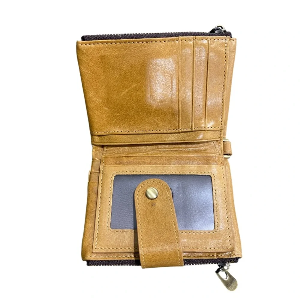 Small leather wallet no brand , removable ID case, unisex
